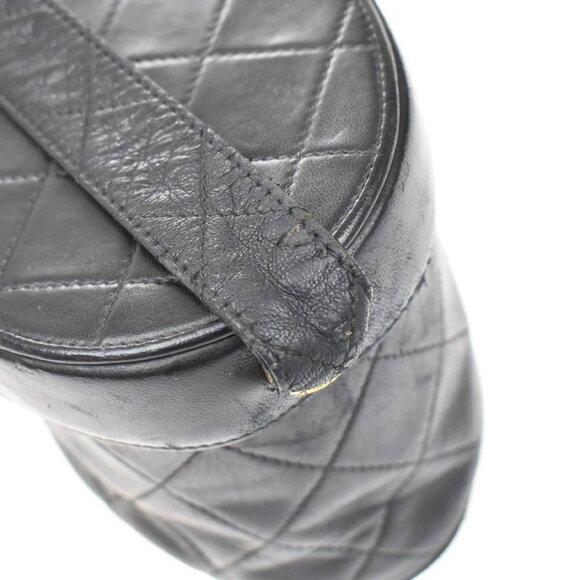 CHANEL CC Logo Matelasse Tassel Shoulder Vanity Bag Leather Black Italy 95KB241 - Picture 9 of 16